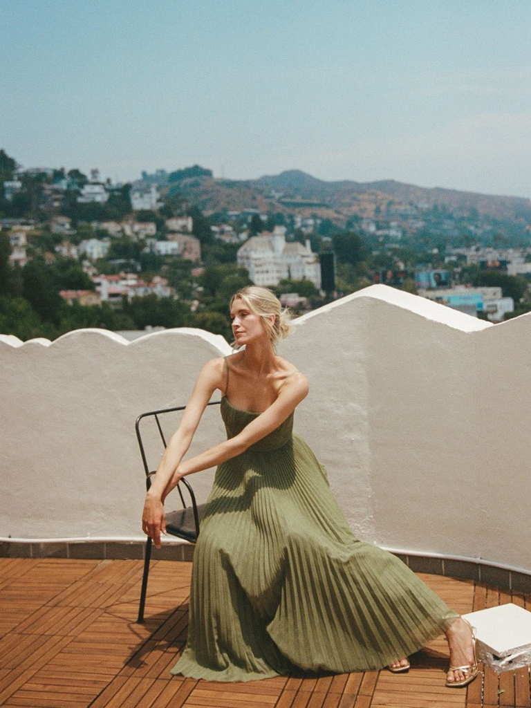 Ashbourne - Zarif Pliseli Premium Kumaş Elbise